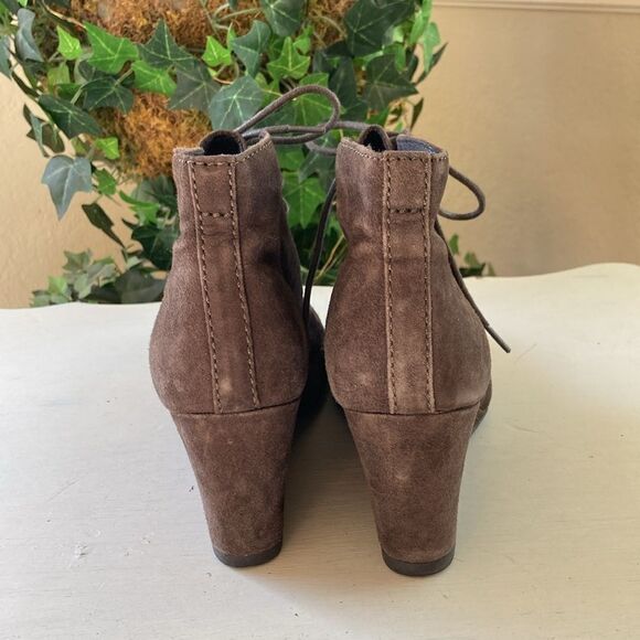 Clarks Artisan Rosepoint Dew Lace-Up Leather Suede Wedge Bootie Size 6M - Picture 2 of 11